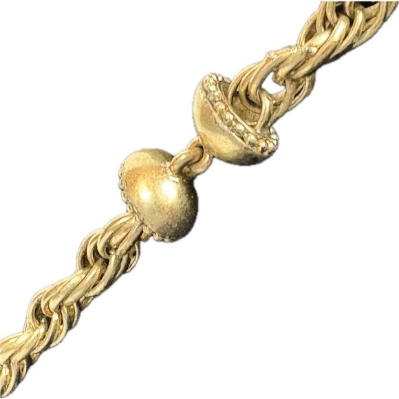 Liz Claiborne Pendant Necklace Matte Gold Tone Layered Pendant Classic Statement - Picture 4 of 10